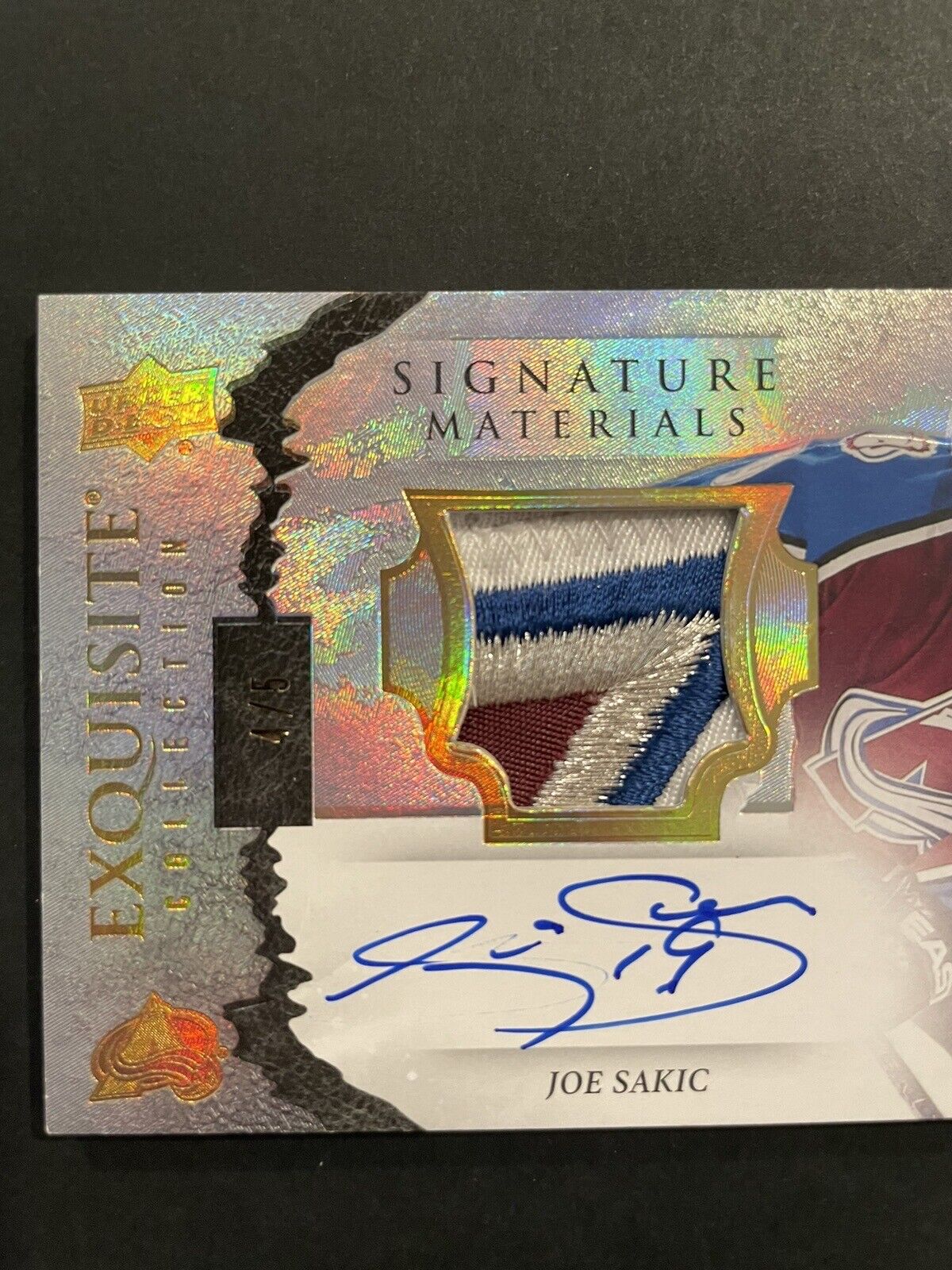 2021-22 Exquisite Collection Joe Sakic Auto Patch – 4/5, Hard Signed, Sick Patch